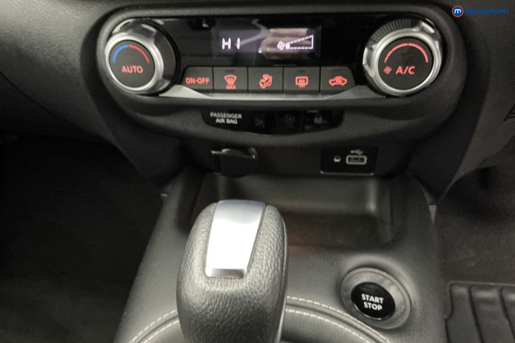 Nissan Juke Premiere Edition Automatic Petrol-Electric Hybrid SUV - Stock Number (1613073) - 21st supplementary image