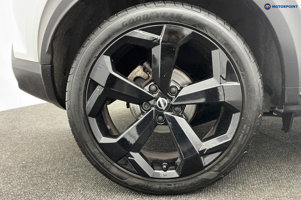 Nissan Juke Premiere Edition Automatic Petrol-Electric Hybrid SUV - Stock Number (1613073) - 39th supplementary image