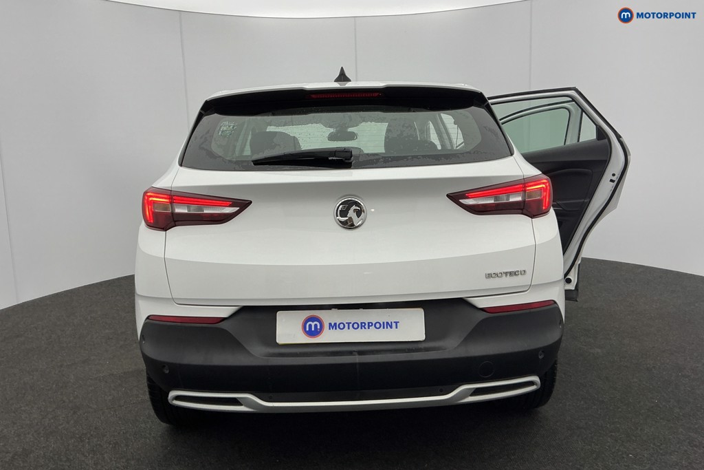 Vauxhall Grandland X Business Edition Nav Manual Diesel SUV - Stock Number (1613229) - 4th supplementary image