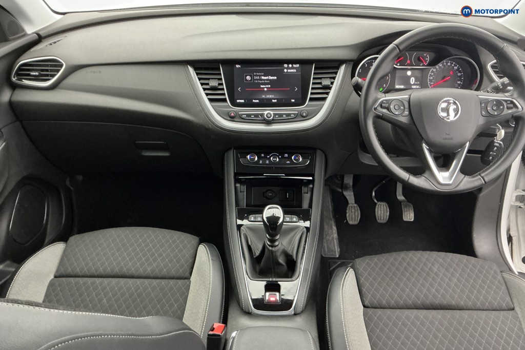 Vauxhall Grandland X Business Edition Nav Manual Diesel SUV - Stock Number (1613229) - 13th supplementary image