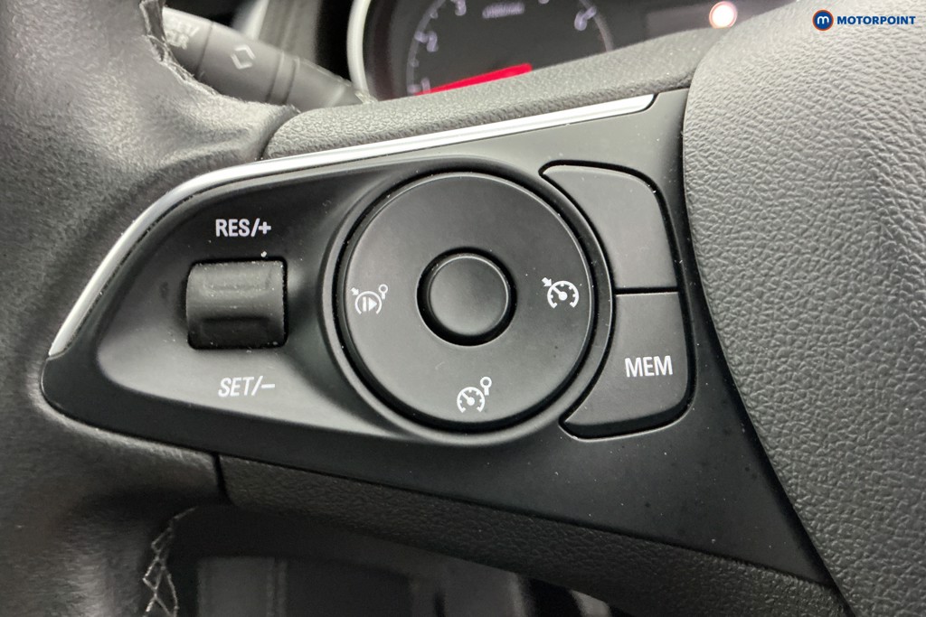 Vauxhall Grandland X Business Edition Nav Manual Diesel SUV - Stock Number (1613229) - 21st supplementary image