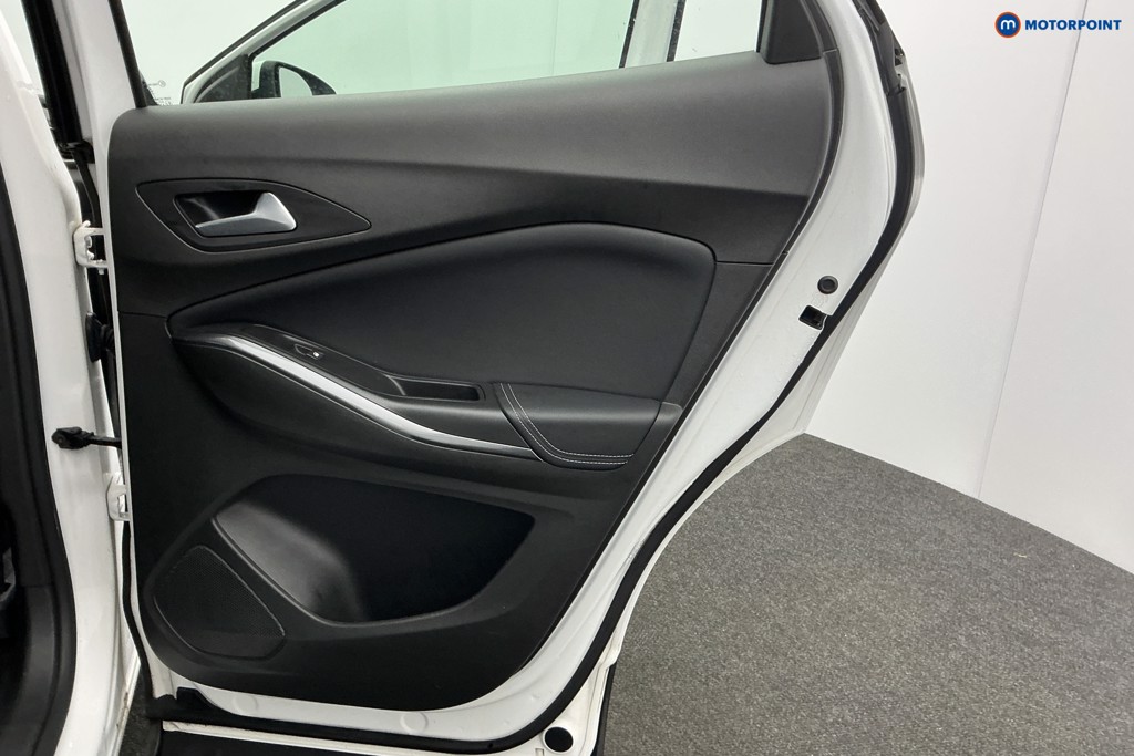Vauxhall Grandland X Business Edition Nav Manual Diesel SUV - Stock Number (1613229) - 26th supplementary image