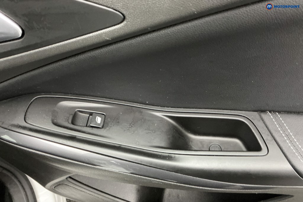 Vauxhall Grandland X Business Edition Nav Manual Diesel SUV - Stock Number (1613229) - 27th supplementary image