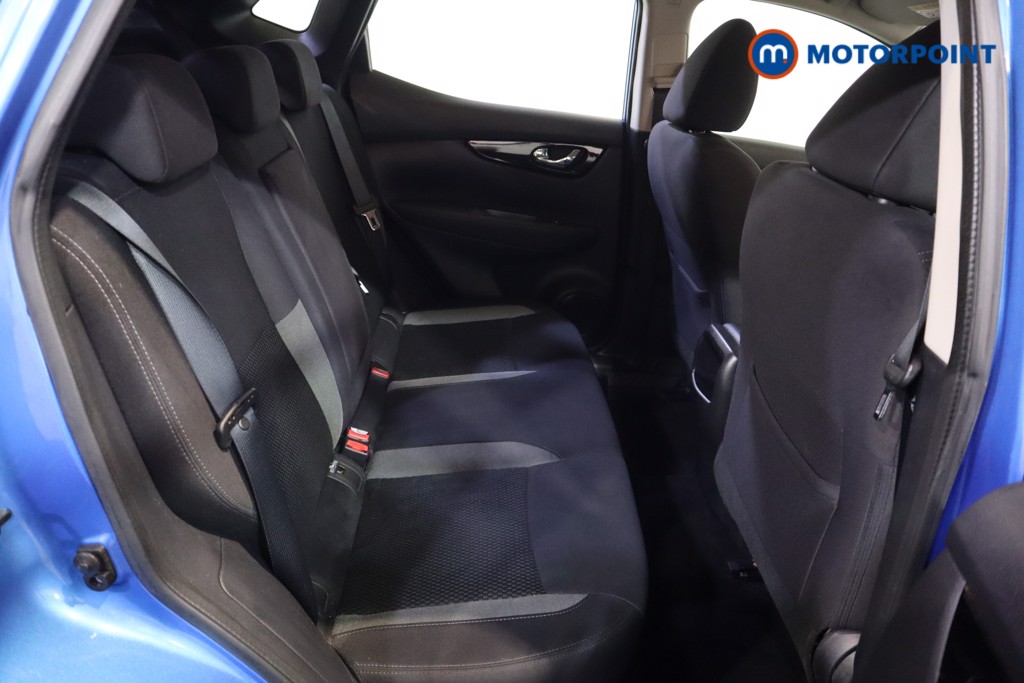 Nissan Qashqai Acenta Premium Manual Petrol SUV - Stock Number (1613335) - 7th supplementary image