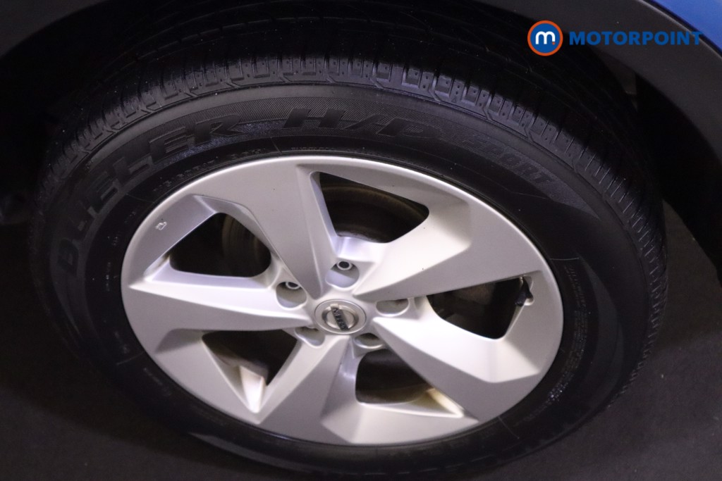 Nissan Qashqai Acenta Premium Manual Petrol SUV - Stock Number (1613335) - 9th supplementary image