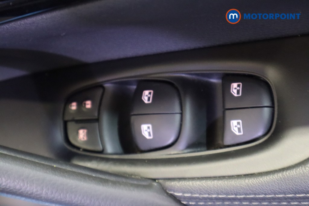 Nissan Qashqai Acenta Premium Manual Petrol SUV - Stock Number (1613335) - 15th supplementary image