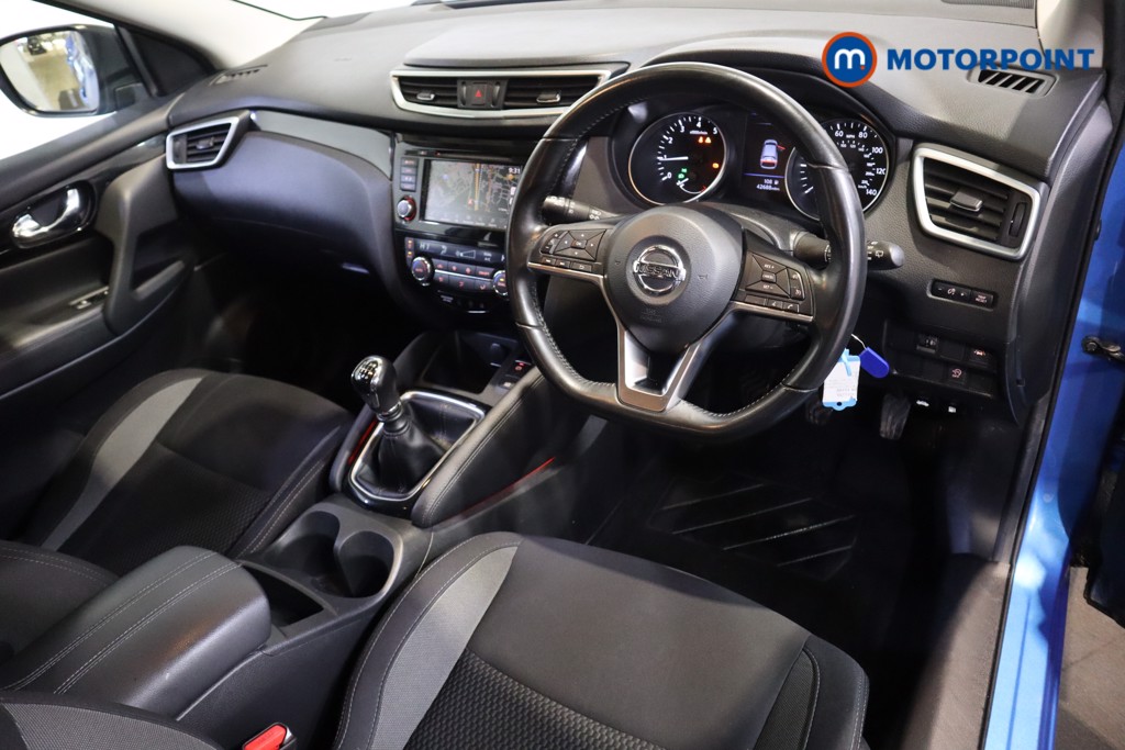 Nissan Qashqai Acenta Premium Manual Petrol SUV - Stock Number (1613335) - 1st supplementary image