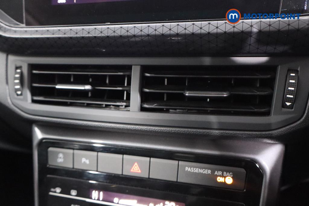 Volkswagen T-Cross SEL Automatic Petrol SUV - Stock Number (1613908) - 5th supplementary image