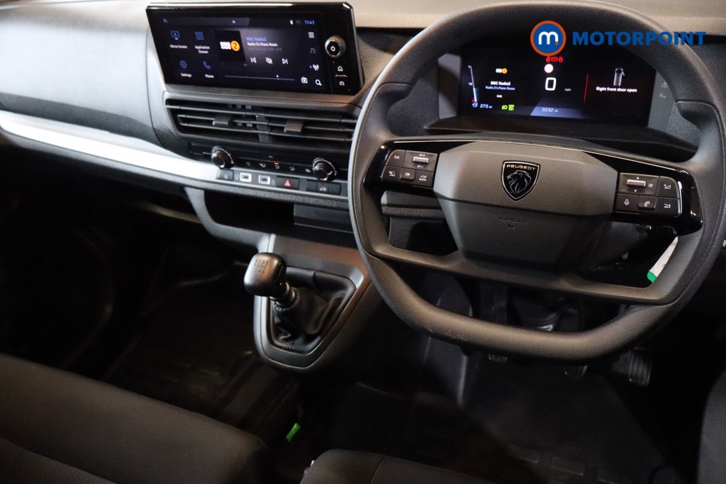 Peugeot Expert Professional Manual Diesel Panel Van - Stock Number (1614880) - Passenger side rear corner