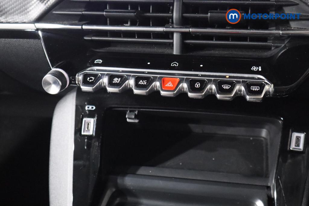 Peugeot 208 Allure Manual Petrol Hatchback - Stock Number (1615793) - 4th supplementary image