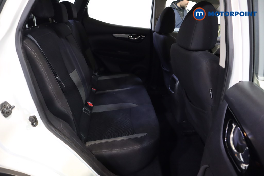 Nissan Qashqai Acenta Premium Manual Petrol SUV - Stock Number (1615807) - 7th supplementary image