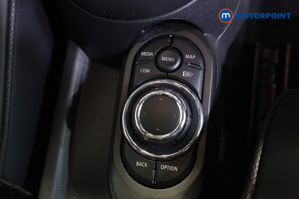 Mini Hatchback Cooper Exclusive Automatic Petrol Hatchback - Stock Number (1616580) - 11th supplementary image