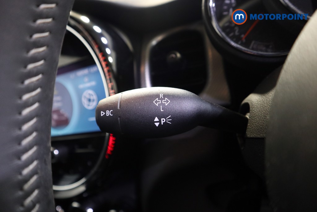 Mini Hatchback Cooper Exclusive Automatic Petrol Hatchback - Stock Number (1616580) - 13th supplementary image