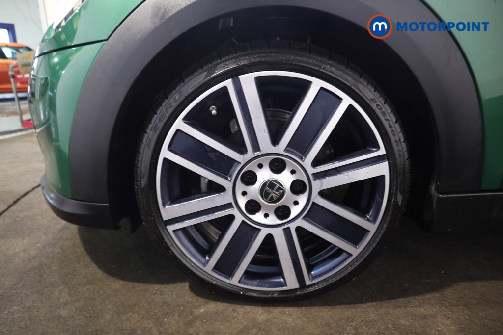 Mini Hatchback Cooper Exclusive Automatic Petrol Hatchback - Stock Number (1616580) - 25th supplementary image