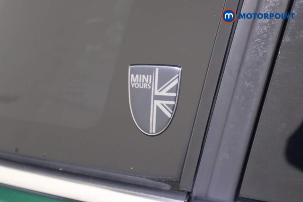 Mini Hatchback Cooper Exclusive Automatic Petrol Hatchback - Stock Number (1616580) - 33rd supplementary image