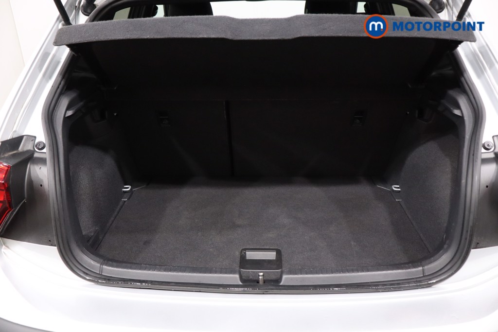 Volkswagen Polo R-Line Manual Petrol Hatchback - Stock Number (1616676) - 44th supplementary image