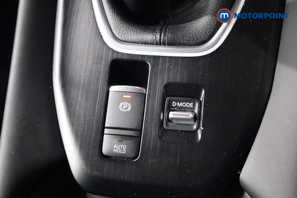 Nissan Qashqai N-Connecta Manual Petrol SUV - Stock Number (1616721) - 6th supplementary image