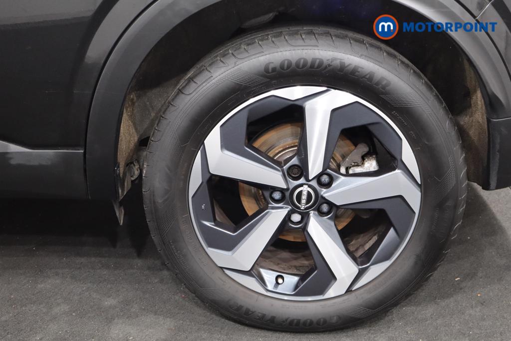 Nissan Qashqai N-Connecta Manual Petrol SUV - Stock Number (1616721) - 32nd supplementary image