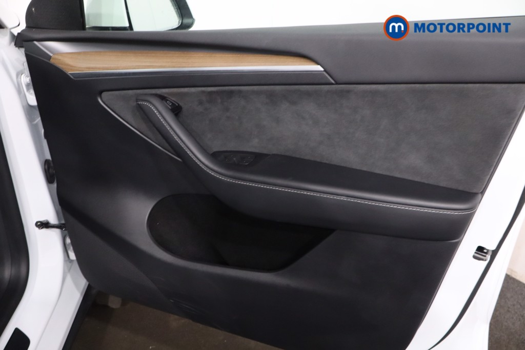 Tesla Model Y Rwd 5Dr Auto Automatic Electric SUV - Stock Number (1617619) - 20th supplementary image