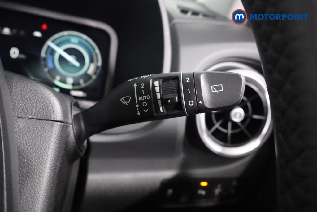 Hyundai Kona Premium Automatic Petrol-Electric Hybrid SUV - Stock Number (1617642) - 12th supplementary image