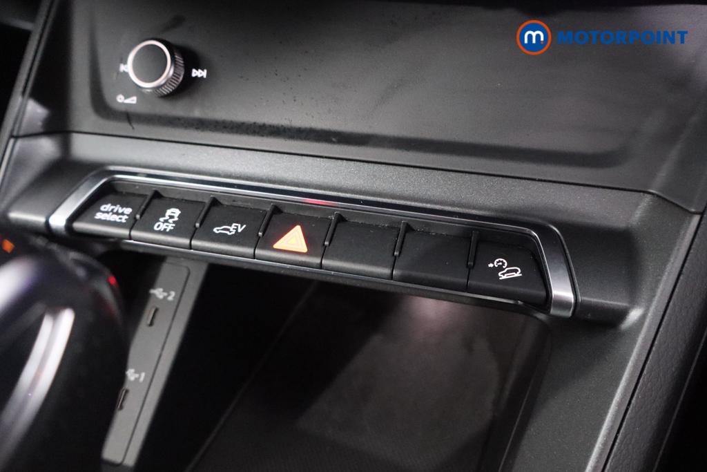 Audi Q3 S Line Automatic Petrol Plug-In Hybrid SUV - Stock Number (1617653) - 6th supplementary image