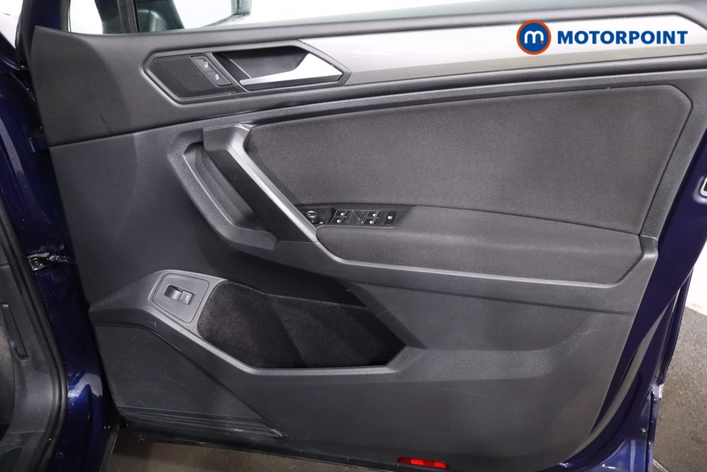 Volkswagen Tiguan Allspace Life Automatic Petrol SUV - Stock Number (1617800) - 23rd supplementary image