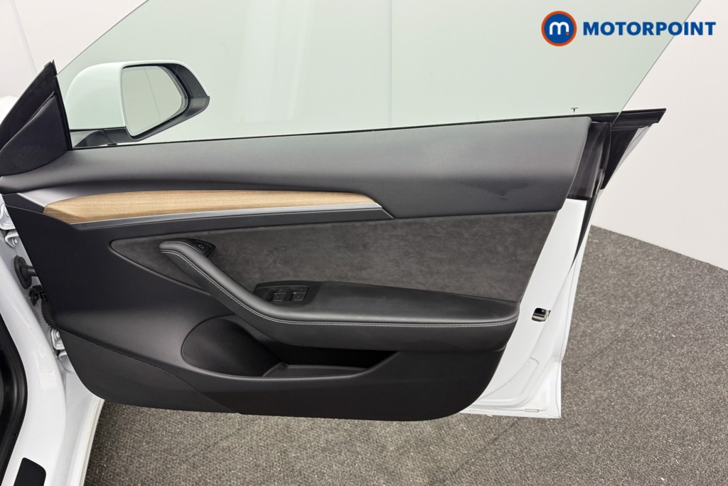 Tesla Model 3 Standard Plus Automatic Electric Saloon - Stock Number (1618609) - 16th supplementary image