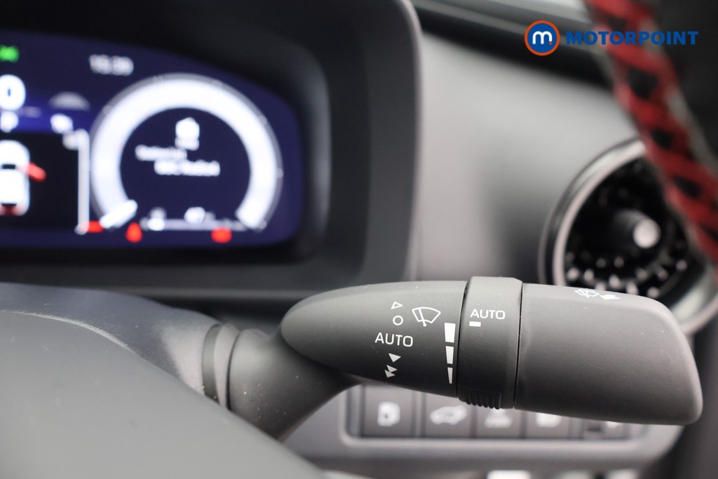 Toyota C-Hr Gr Sport Automatic Petrol Plug-In Hybrid SUV - Stock Number (1618618) - 6th supplementary image