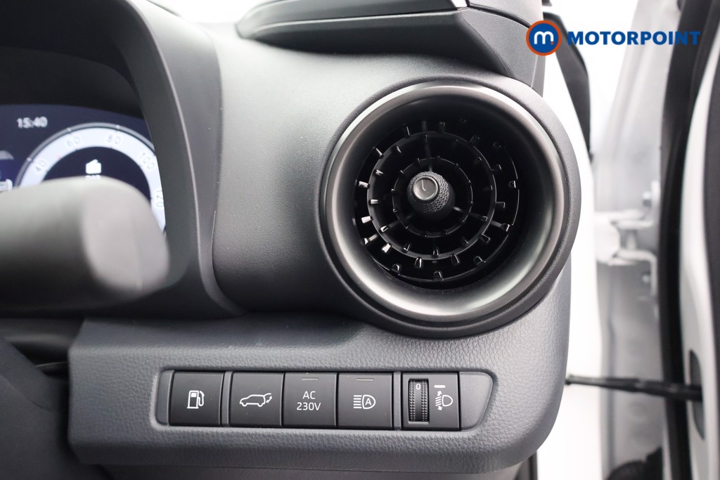 Toyota C-Hr Gr Sport Automatic Petrol Plug-In Hybrid SUV - Stock Number (1618618) - 7th supplementary image