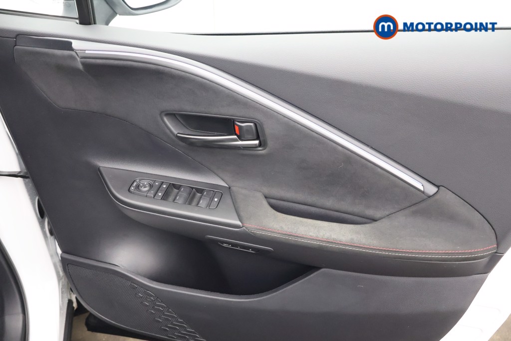 Toyota C-Hr Gr Sport Automatic Petrol Plug-In Hybrid SUV - Stock Number (1618618) - 12th supplementary image