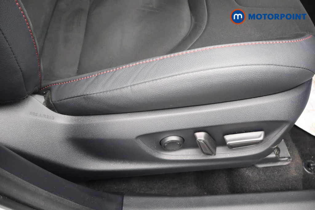 Toyota C-Hr Gr Sport Automatic Petrol Plug-In Hybrid SUV - Stock Number (1618618) - 15th supplementary image