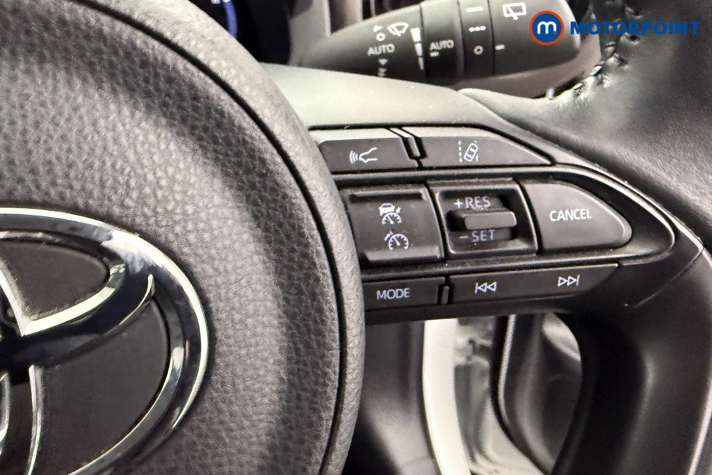 Toyota Yaris Cross Excel Automatic Petrol-Electric Hybrid Estate - Stock Number (1618645) - 13th supplementary image