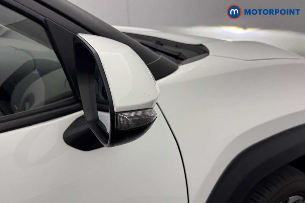 Toyota Yaris Cross Excel Automatic Petrol-Electric Hybrid Estate - Stock Number (1618645) - 17th supplementary image