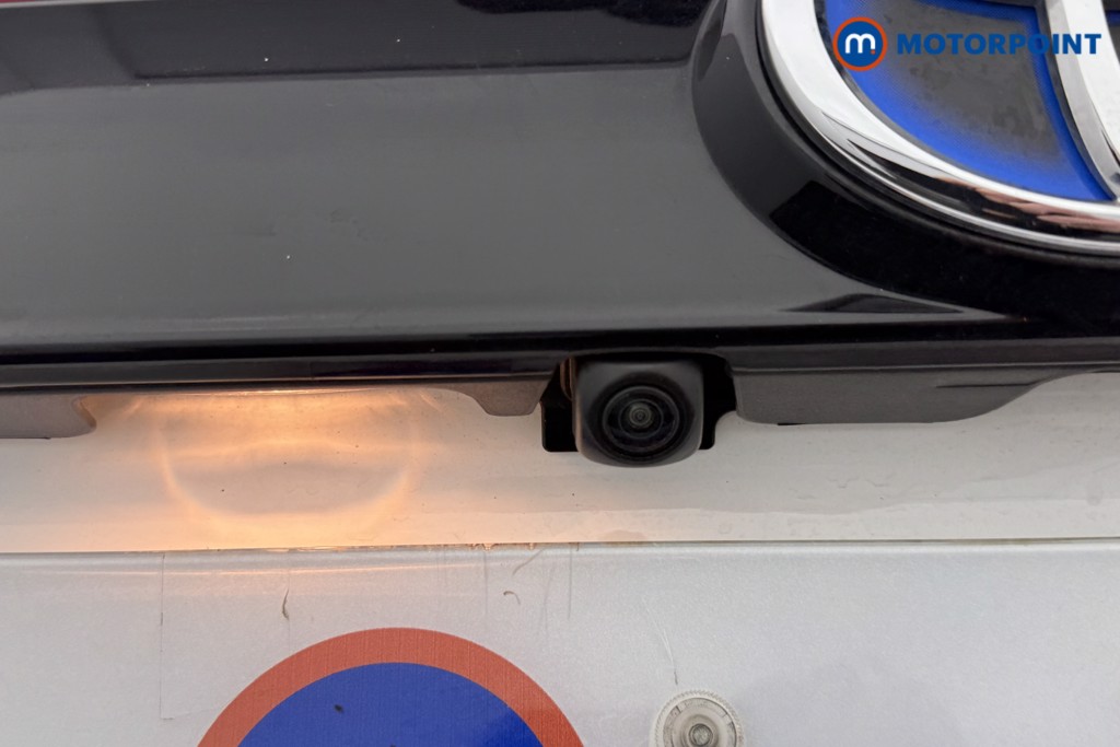 Toyota Yaris Cross Excel Automatic Petrol-Electric Hybrid Estate - Stock Number (1618645) - 20th supplementary image