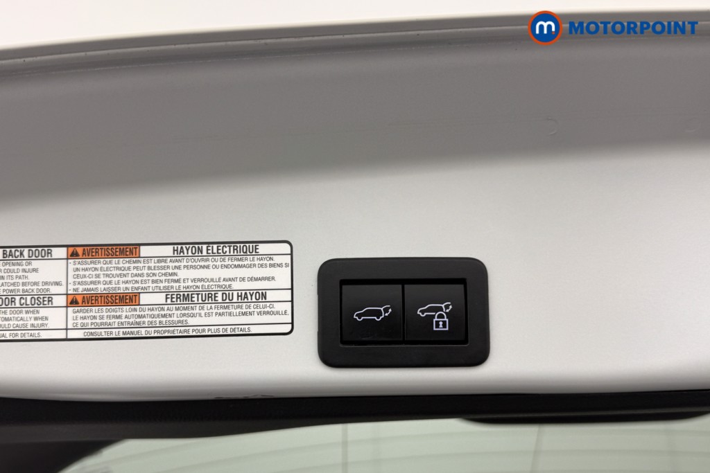 Toyota Yaris Cross Excel Automatic Petrol-Electric Hybrid Estate - Stock Number (1618645) - 22nd supplementary image