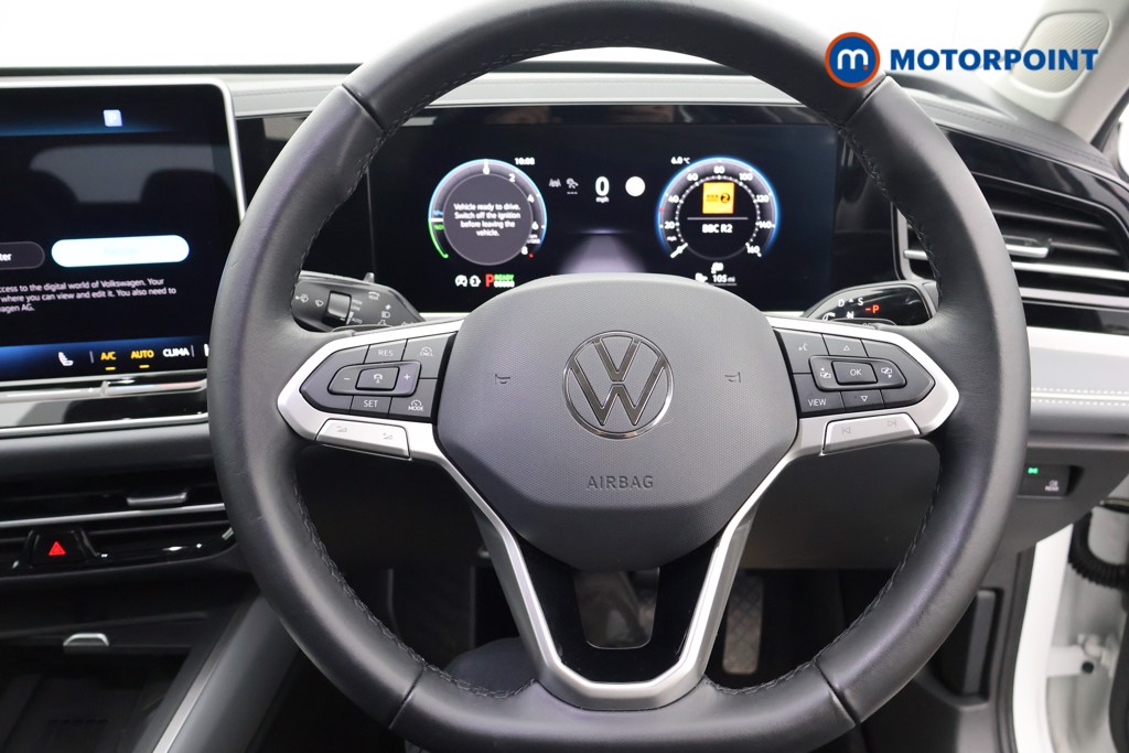 Volkswagen Passat Life Automatic Petrol Plug-In Hybrid Estate - Stock Number (1618684) - 1st supplementary image