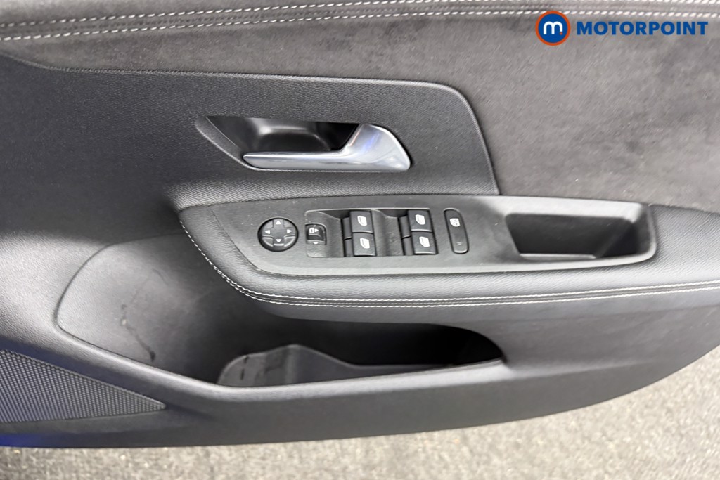 Vauxhall Mokka Ultimate Automatic Electric SUV - Stock Number (1618972) - 15th supplementary image