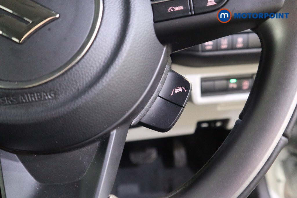 Suzuki Swift Motion Automatic Petrol Hatchback - Stock Number (1619116) - 8th supplementary image