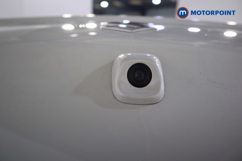 Suzuki Swift Motion Automatic Petrol Hatchback - Stock Number (1619116) - 24th supplementary image