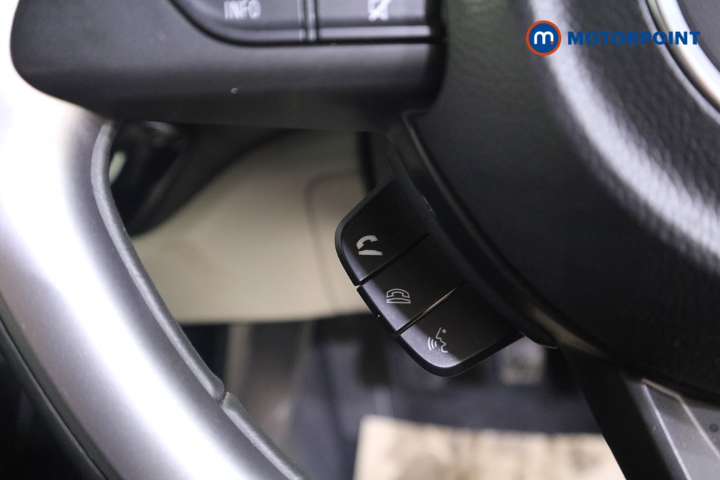 Suzuki Swift Motion Manual Petrol Hatchback - Stock Number (1619123) - 7th supplementary image