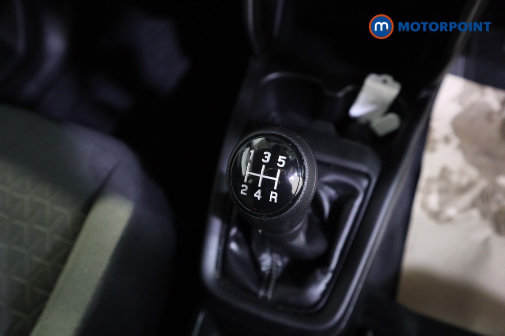 Suzuki Swift Motion Manual Petrol Hatchback - Stock Number (1619123) - 11th supplementary image