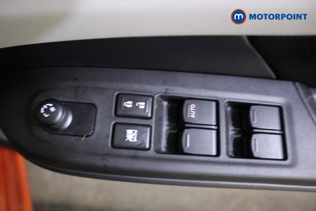 Suzuki Swift Motion Manual Petrol Hatchback - Stock Number (1619123) - 16th supplementary image