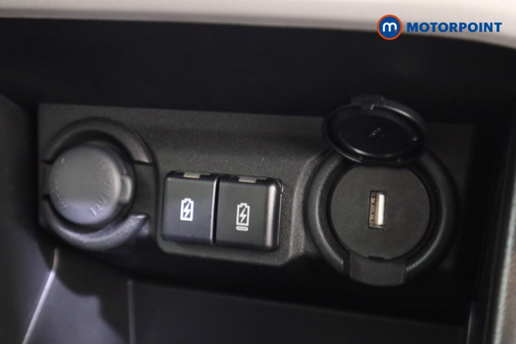 Suzuki Swift Motion Automatic Petrol Hatchback - Stock Number (1619208) - 11th supplementary image