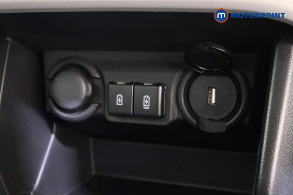 Suzuki Swift Motion Automatic Petrol Hatchback - Stock Number (1619209) - 10th supplementary image