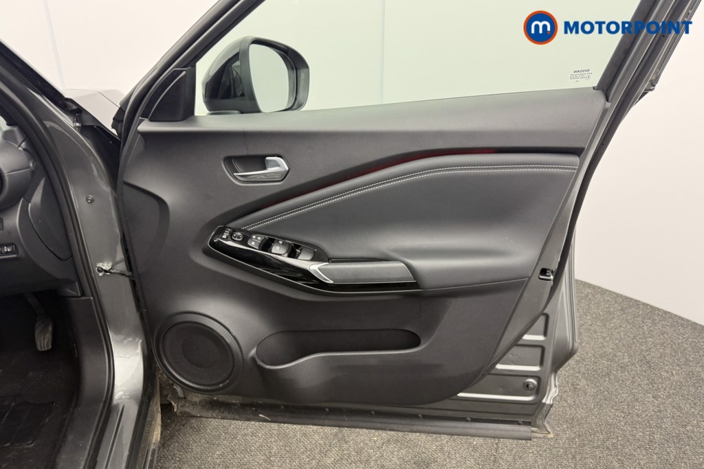 Nissan Juke Tekna Automatic Petrol SUV - Stock Number (1619213) - 16th supplementary image