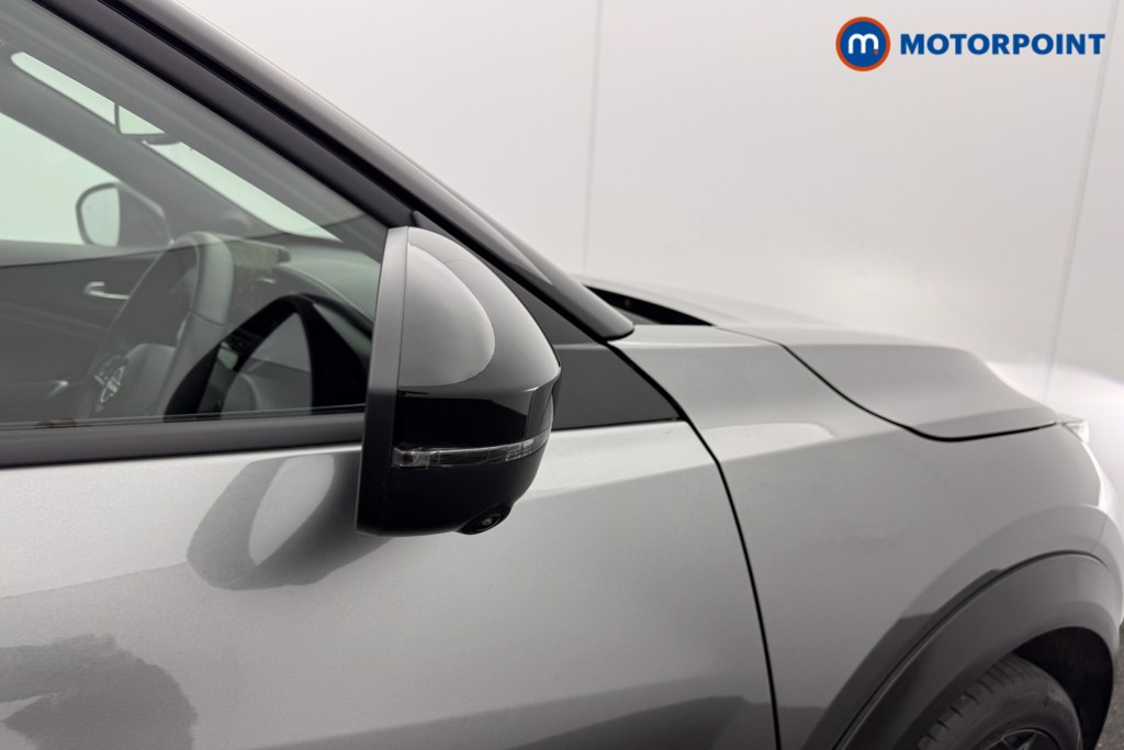 Nissan Juke Tekna Automatic Petrol SUV - Stock Number (1619213) - 17th supplementary image