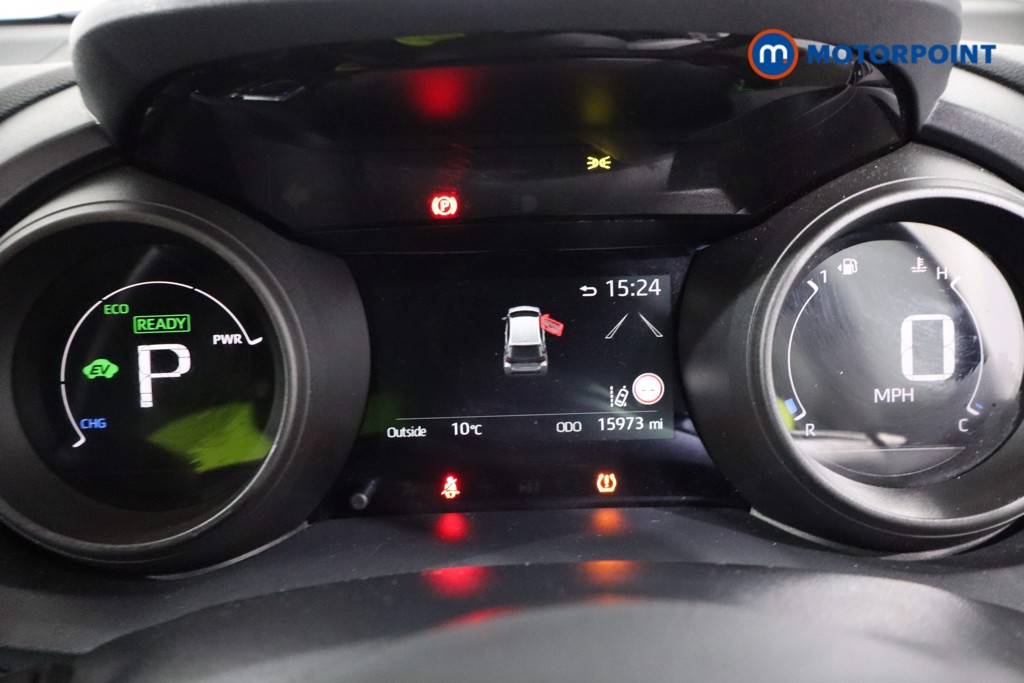 Toyota Yaris Design Automatic Petrol-Electric Hybrid Hatchback - Stock Number (1619230) - 16th supplementary image