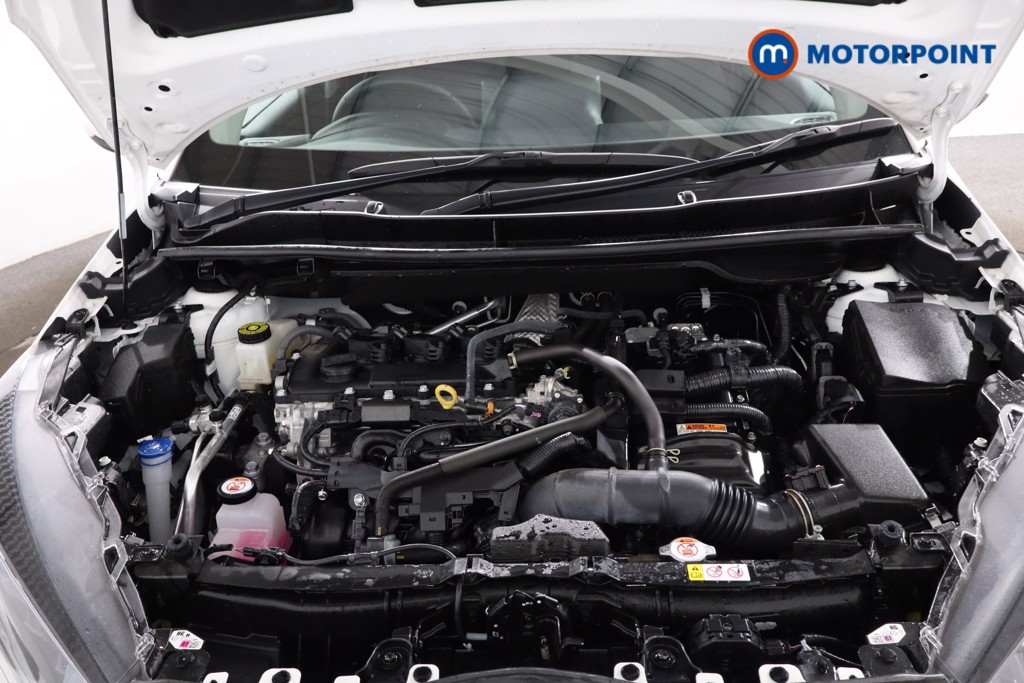 Toyota Yaris Design Automatic Petrol-Electric Hybrid Hatchback - Stock Number (1619230) - 32nd supplementary image