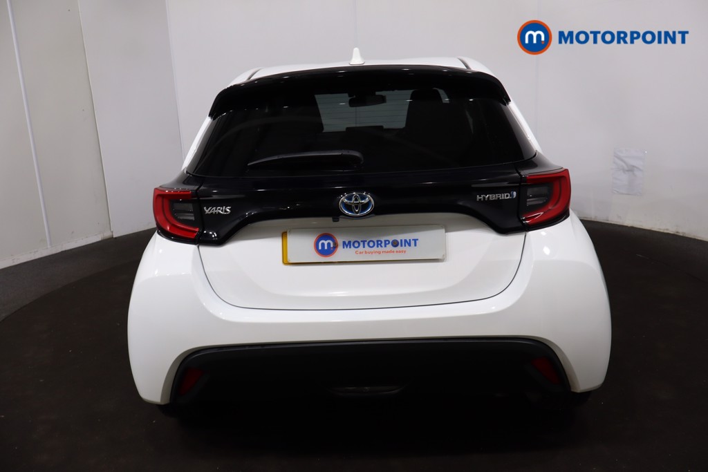Toyota Yaris Design Automatic Petrol-Electric Hybrid Hatchback - Stock Number (1619230) - 34th supplementary image