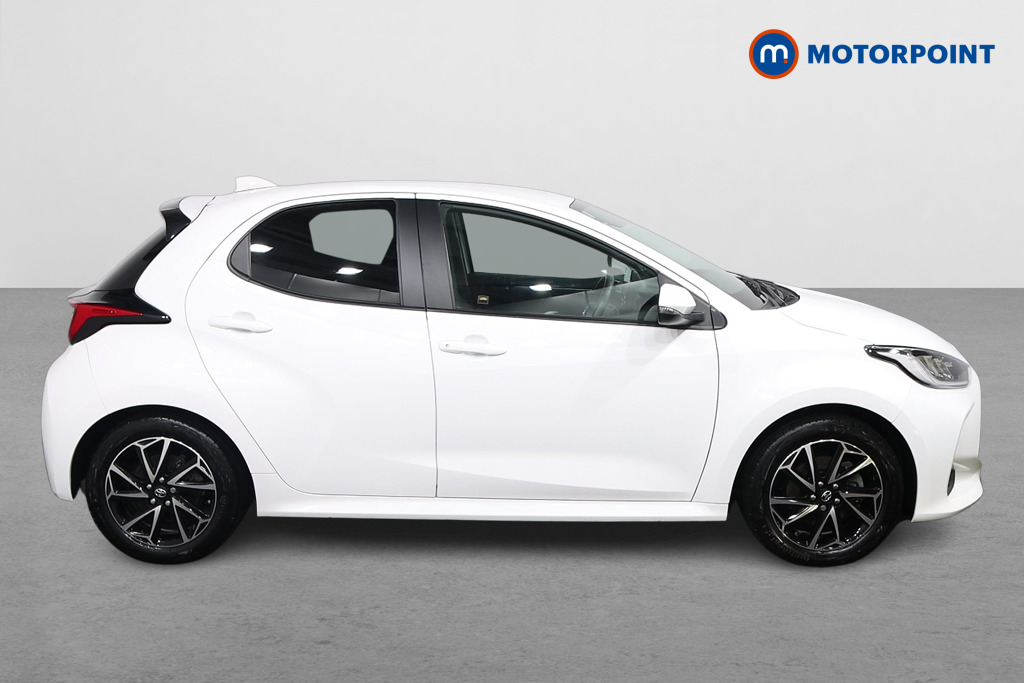 Toyota Yaris Design Automatic Petrol-Electric Hybrid Hatchback - Stock Number (1619230) - Drivers side